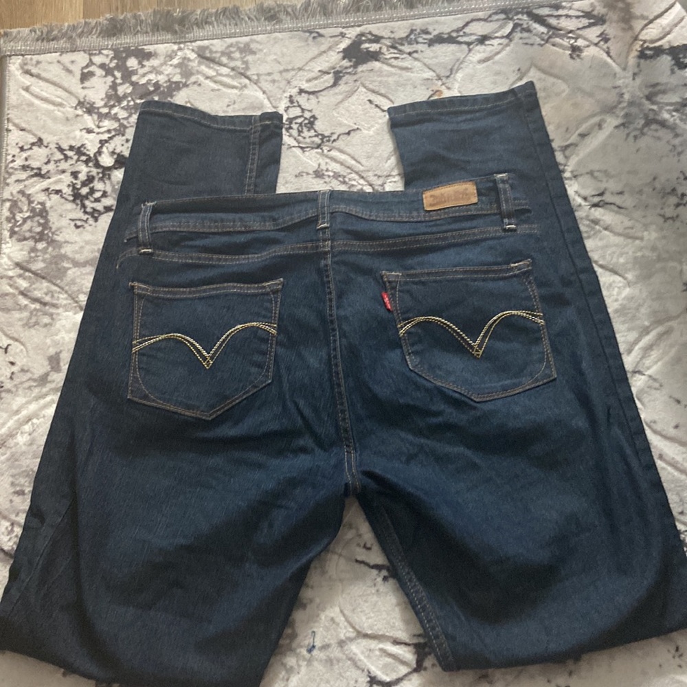 Women’s Levi’s highrise skinny jeans